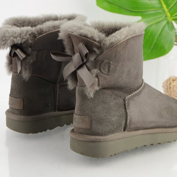 UGG Womens Mini Bailey Bow Boots Size 6 Gray Suede Sherpa Shearling Short Bootie - Picture 8 of 16